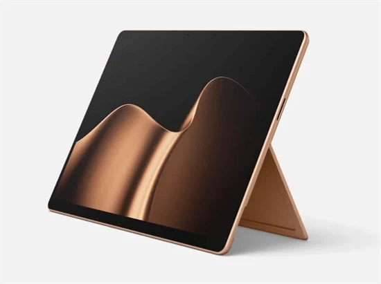 יבואן רשמי-טאבלט Microsoft Surface Pro 12th Copilot+PC (2026) 13" SnapDragon X2 Plus 16GB 256GB EP2-66386 Wifi